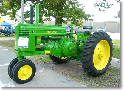 The John Deere G, photo by Bruce Meyer